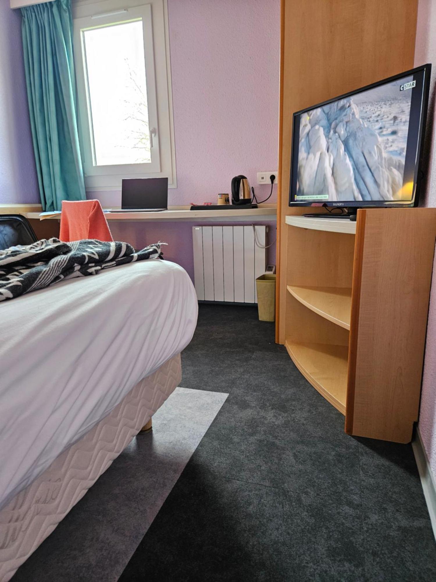 Hotel Bonanite Villers-Cotterêts Екстериор снимка